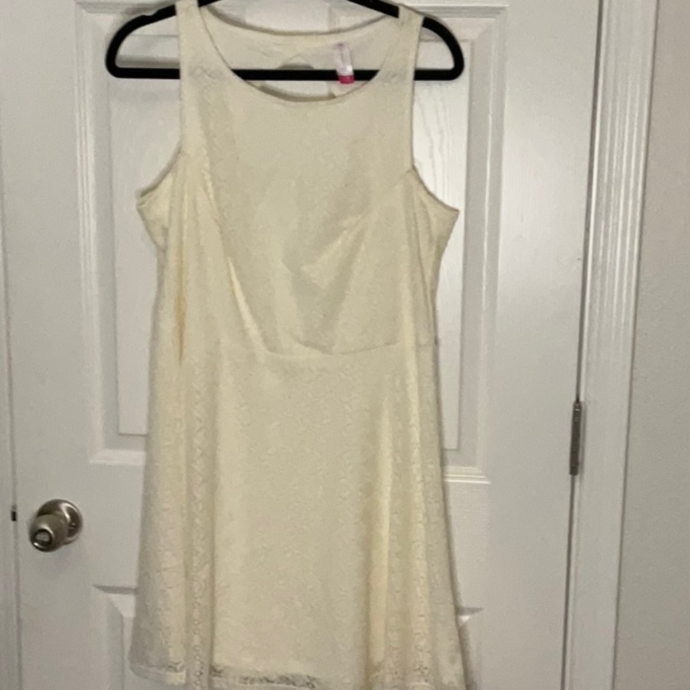 No Boundaries Ivory Floral Lace Skater Dress - Sleeveless Cutout Back - Size XL